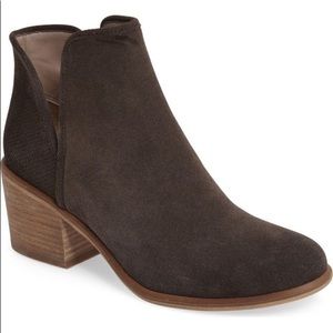 BP Hinge Barris Block Heel Bootie
